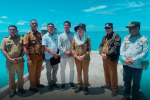 Read more about the article Bupati Natuna Tinjau Sejumlah Lokasi Pembangunan Strategis di Pulau Laut