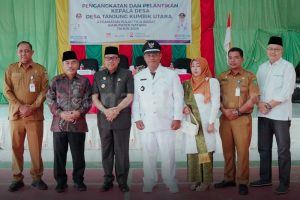 Read more about the article Kades Tanjung Kumbik Utara Resmi Dilantik, Wabup Natuna Tekankan Amanah dan Optimalkan Pelayanan Masyarakat 