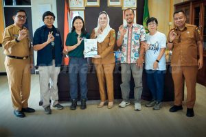 Read more about the article Bupati Natuna Terima Audiensi Peneliti Internasional, Perkuat Konservasi Kekah Natuna