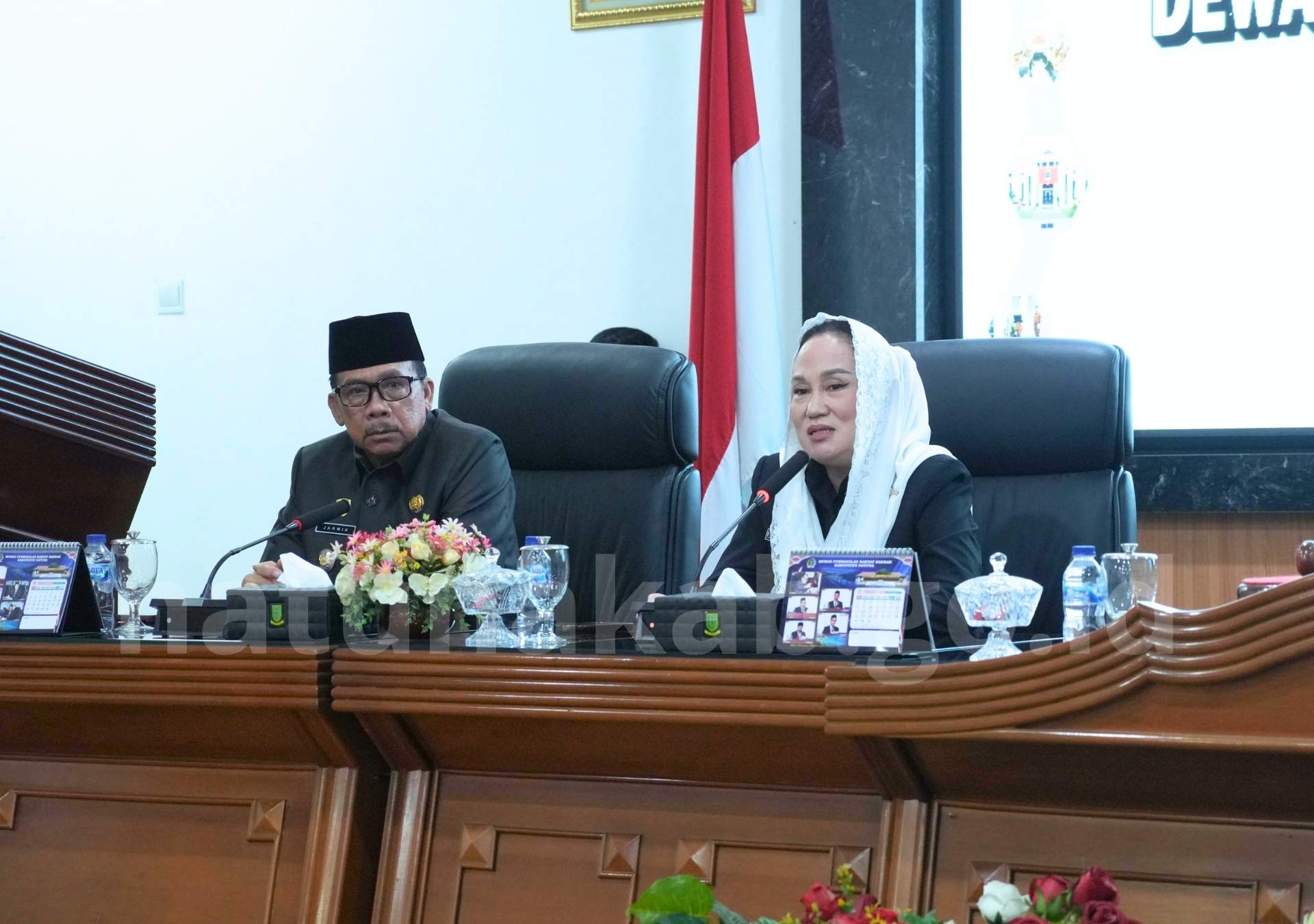 You are currently viewing Pemkab Natuna Terima Rekomendasi DPRD terhadap LKPJ Tahun Anggaran 2025