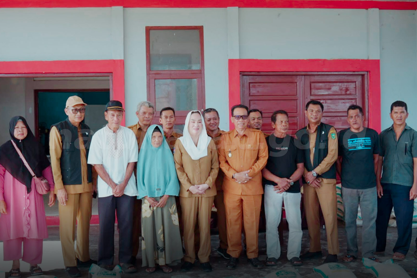 Pemkab Natuna Gelar Pasar Murah di Bunguran Utara, Bantu Masyarakat Dapatkan Kebutuhan Pokok Terjangkau