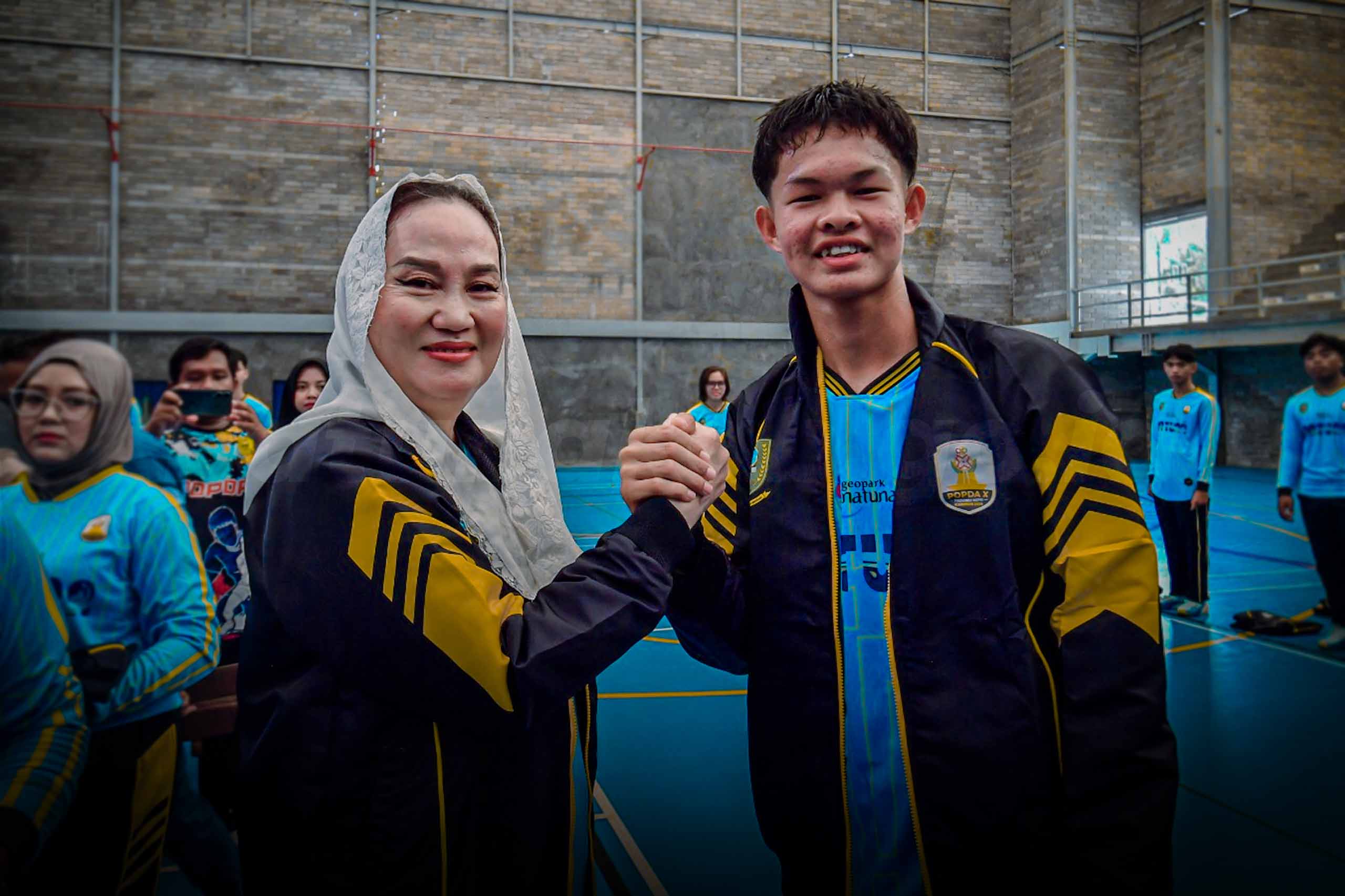 You are currently viewing Kontingen POPDA Natuna Siap Berjuang di Karimun, Bupati : Jadilah Kebanggaan Daerah