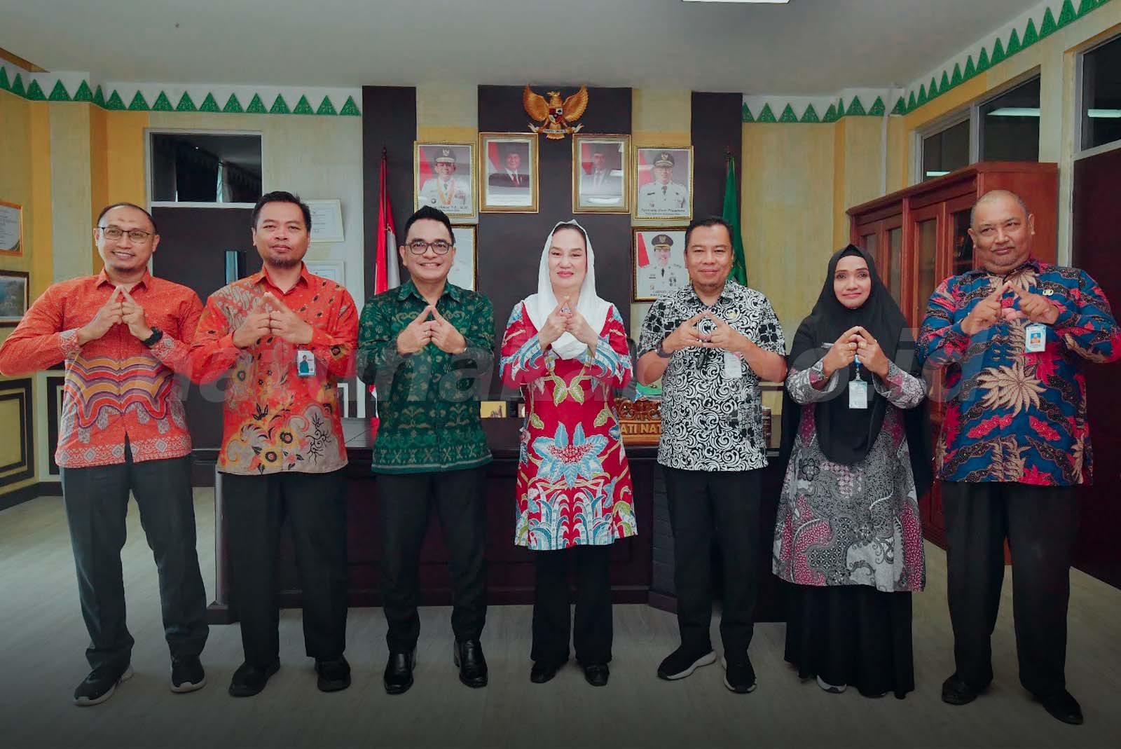 You are currently viewing Bupati Natuna Ajak Masyarakat Dukung dan Sukseskan Pelaksanaan Sensus Ekonomi 2026