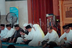 Read more about the article Pemkab Natuna Gelar Dzikir dan Istighosah Sambut Tahun Baru Islam 1448 Hijriah