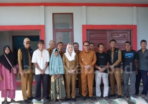Read more about the article Pemkab Natuna Gelar Pasar Murah di Bunguran Utara, Bantu Masyarakat Dapatkan Kebutuhan Pokok Terjangkau