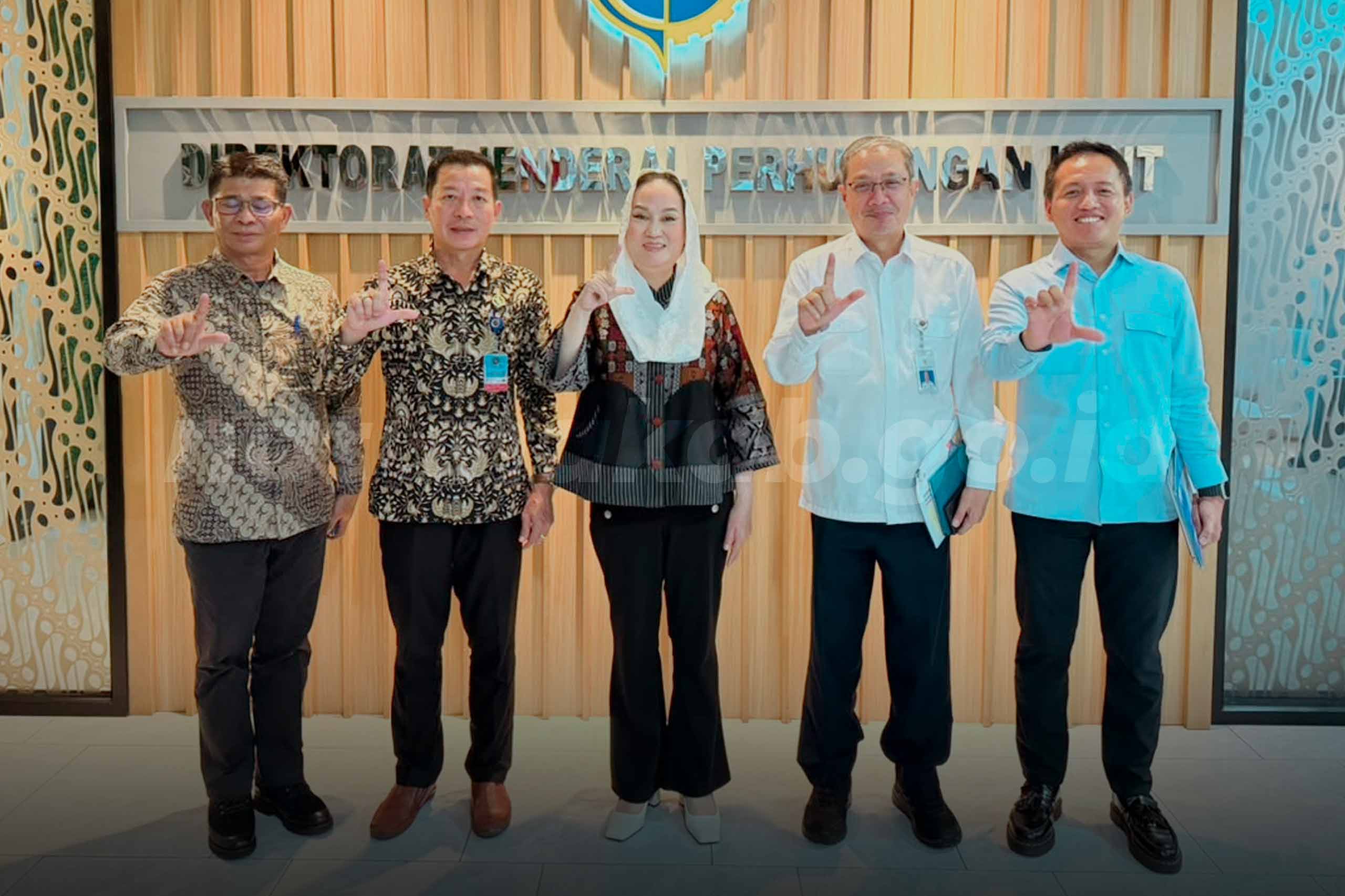 You are currently viewing Bupati Natuna Audiensi Ke Direktorat Kepelabuhan, Dorong Penguatan Infrastruktur Pelabuhan di Wilayah Perbatasan
