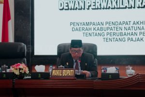 Read more about the article Wakil Bupati Natuna Hadiri Rapat Paripurna Penyampaian Pendapat Akhir Fraksi terhadap Ranperda Pajak dan Retribusi Daerah
