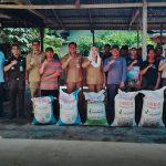 Bupati Natuna Salurkan Ratusan Ton Pupuk Subsidi dan Jaminan Sosial untuk Tingkatkan Kesejahteraan Petani