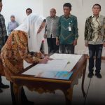 Bupati Natuna Lantik Delapan Pejabat Administrator dan Pengawas, Tekankan Integritas dan Kinerja
