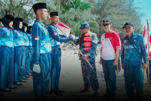 Read more about the article Jelang HUT ke-81 Kemerdekaan RI, Calon Paskibraka Natuna Dapat Motivasi dan Bendera Merah Putih Dari Danlanud RSA
