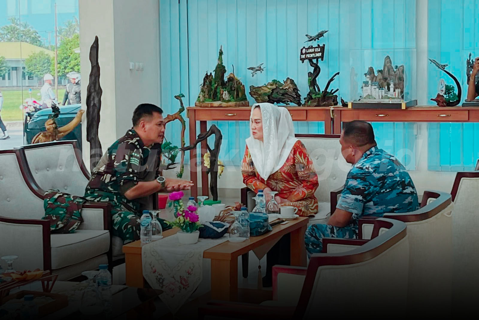 You are currently viewing Bupati Natuna Sambut Kedatangan Pangkogabwilhan I Letjen TNI Kunto Arief Wibowo
