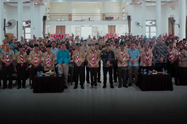 Bupati Natuna Lepas Kontingen Jamnas XII dan Kukuhkan 53 Pramuka Garuda