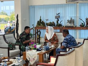 Read more about the article Bupati Natuna Sambut Kedatangan Pangkogabwilhan I Letjen TNI Kunto Arief Wibowo