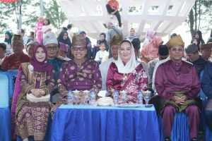 Read more about the article Pemkab Natuna Gelar Pawai Budaya, Semarakkan HUT ke-81 Kemerdekaan RI