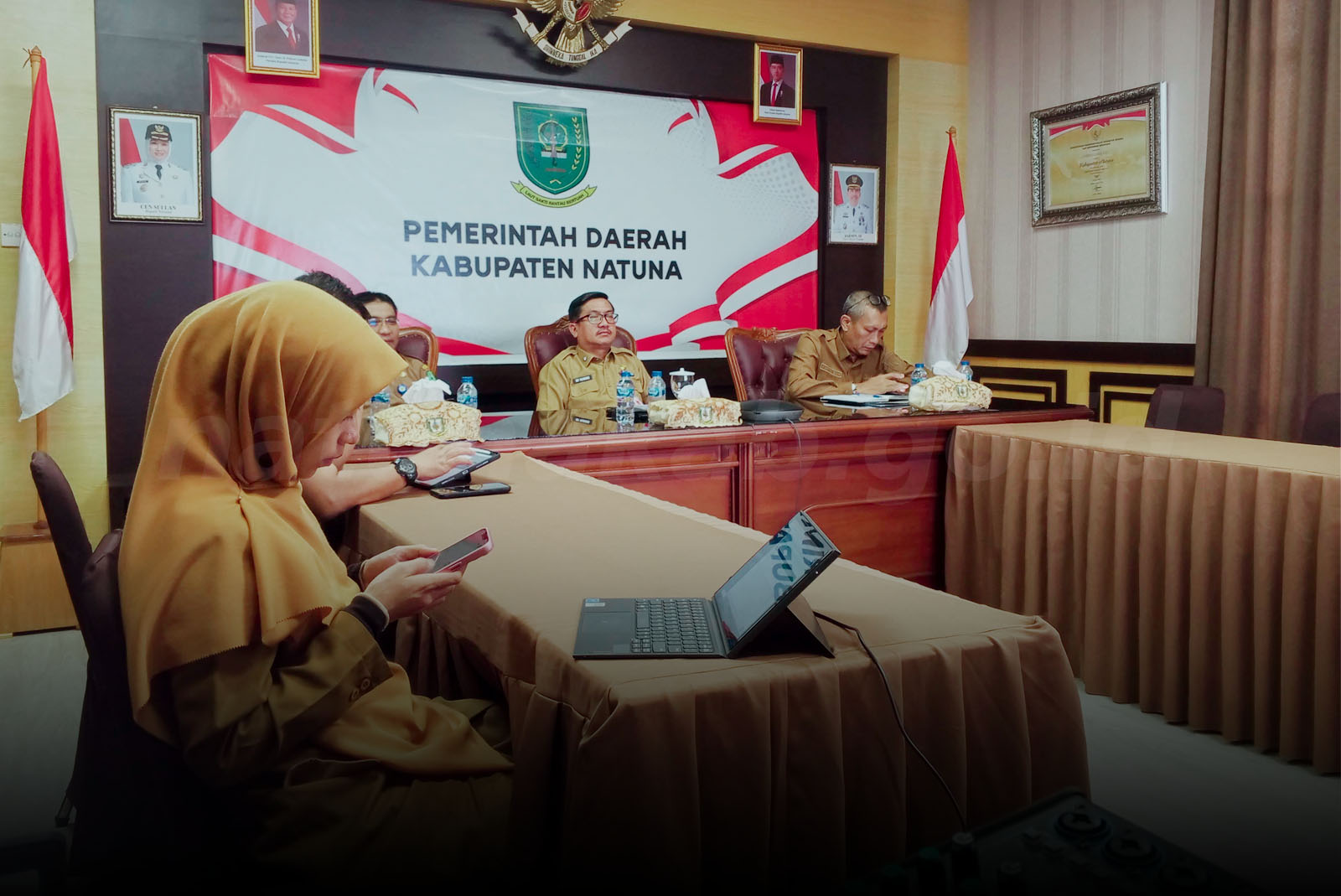 You are currently viewing Pemkab Natuna Ikuti High Level Meeting TPID Kepri, Perkuat Sinergi Pengendalian Inflasi Daerah