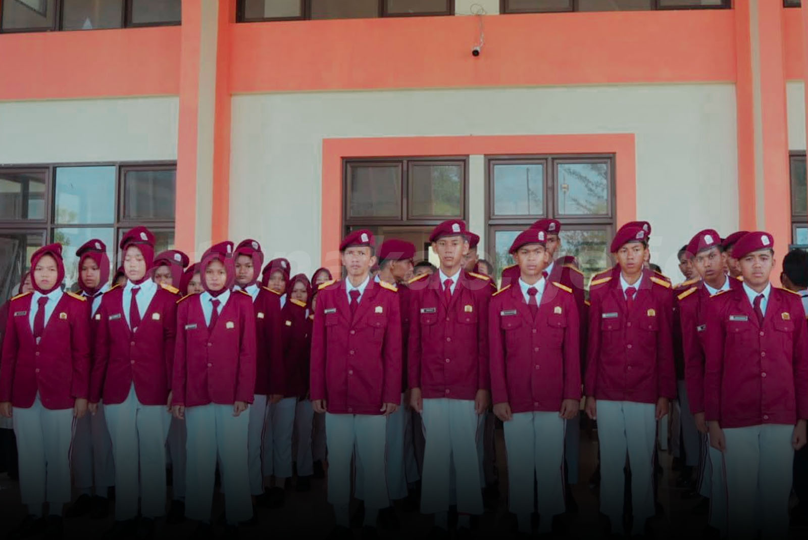 You are currently viewing Buka MPLS Sekolah Rakyat Natuna, Bupati Tekankan Kegiatan Harus Bebas dari Perundungan dan Kekerasan Anak