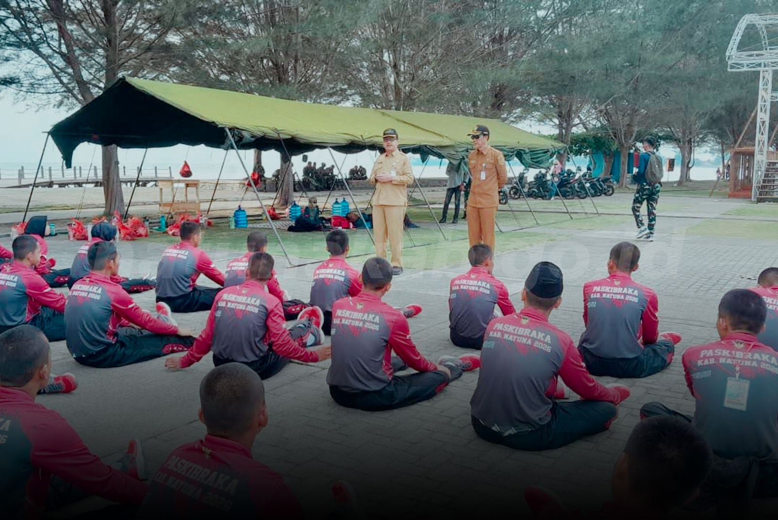 You are currently viewing Jelang HUT ke-81 RI, Sekretaris Daerah Perkuat dengan Pembinaan dan Arahan kepada Paskibraka Natuna