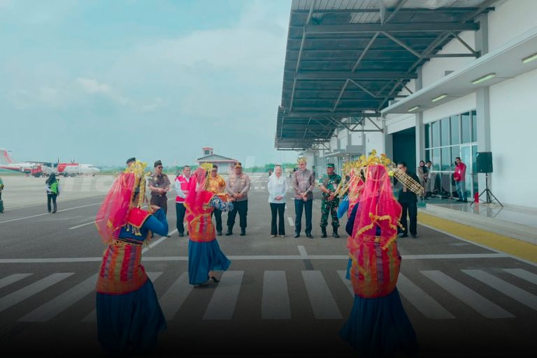 Bupati Natuna Sambut Wamenlu RI dalam Kunjungan Kerja ke Natuna