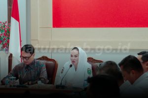 Read more about the article Bupati Natuna Buka Rakor Bersama Wakil Menteri Luar Negeri, Bahas Penguatan Pembangunan dan Akses Strategis Natuna
