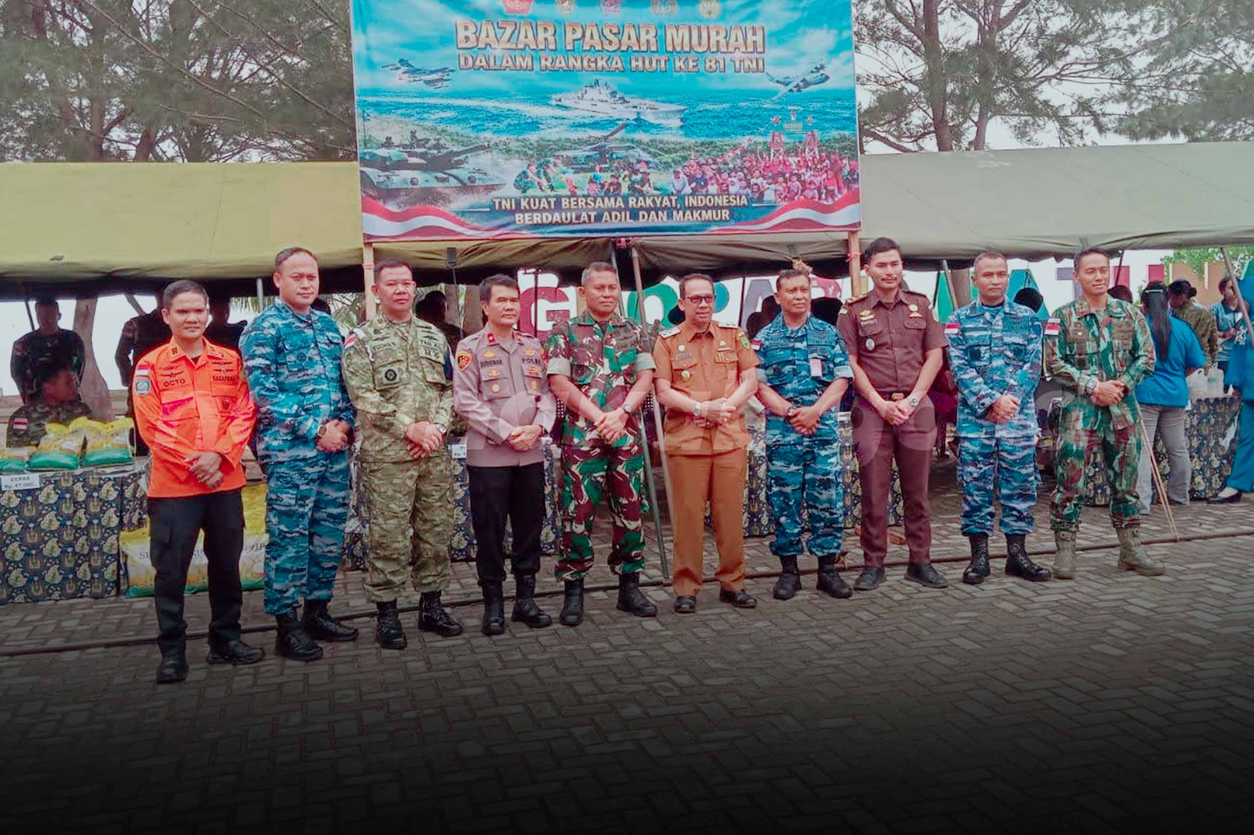 Wabup Natuna Hadiri Pembukaan Bazar Pasar Murah Kodim 0318 Natuna, Semarakkan HUT ke-81 TNI.