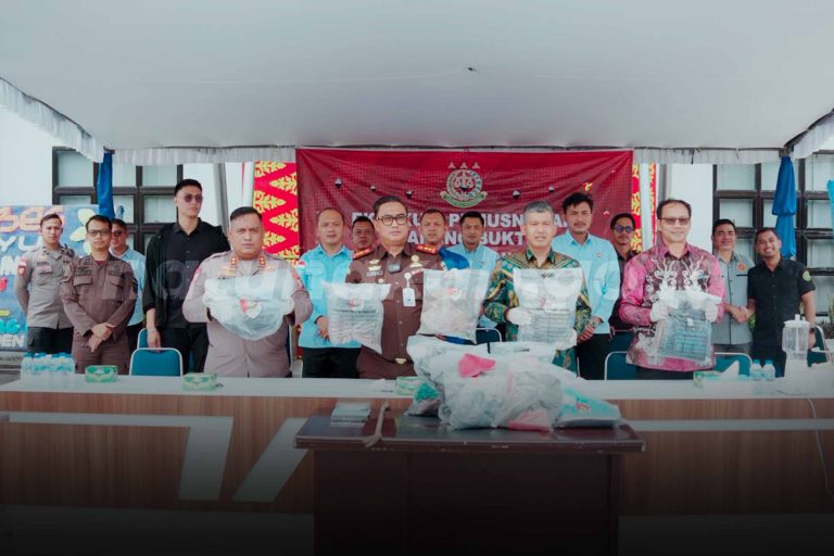 Pemkab Natuna Hadiri Pemusnahan Barang Bukti 14 Perkara Inkrah di Kejari Natuna