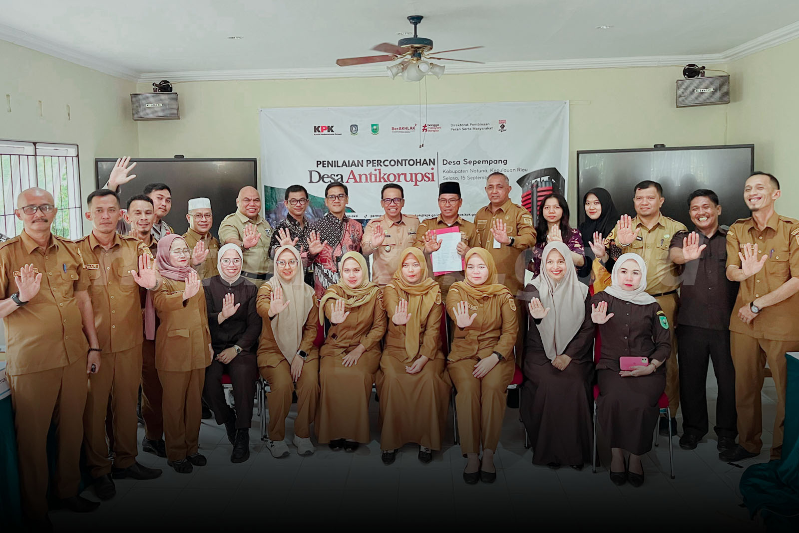 Bupati Natuna Apresiasi Desa Sepempang Raih Nilai 96 Kategori Istimewa dalam Penilaian Desa percontohan Antikorupsi