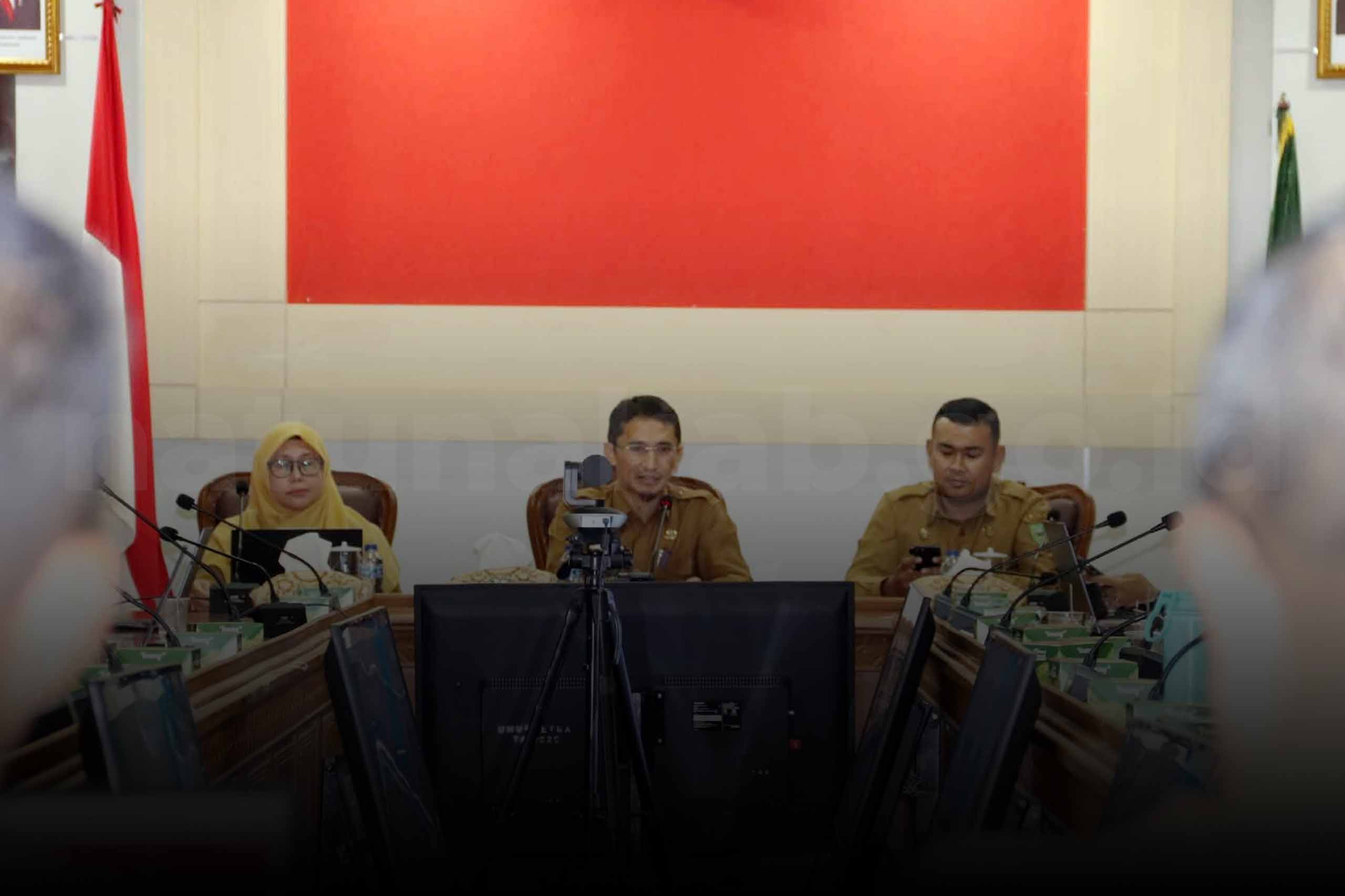 You are currently viewing Pemkab Natuna Bahas Evaluasi Reformasi Birokrasi dan Pengelolaan SP4N-LAPOR!