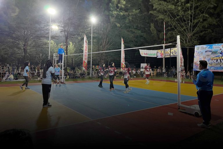 Hadiri Pertandingan Voli Piala Bupati 2026, Sekda Natuna Tekankan Sportivitas dan Kebersamaan