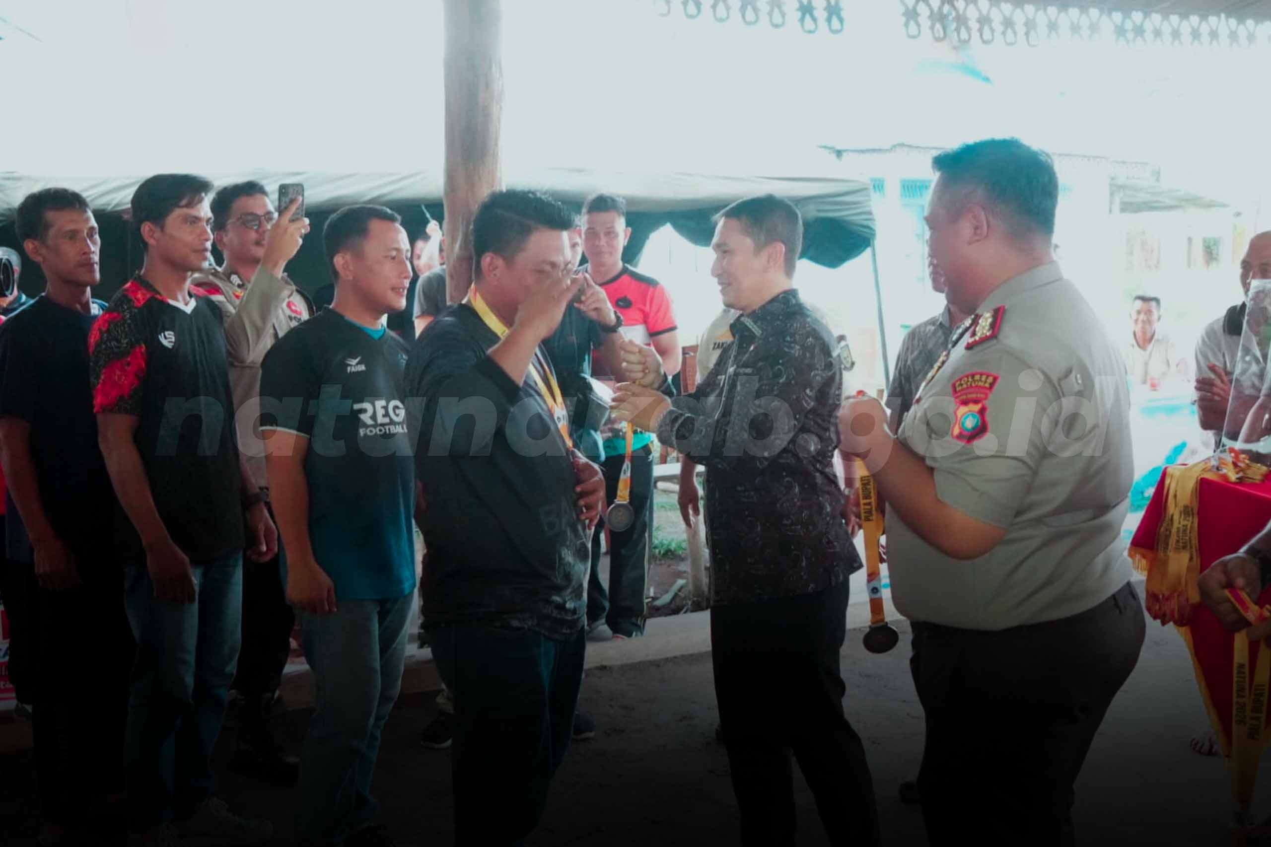 Lomba Gasing Antar Kecamatan Semarakkan HUT ke-27 Kabupaten Natuna, Bunguran Timur Raih Juara Pertama